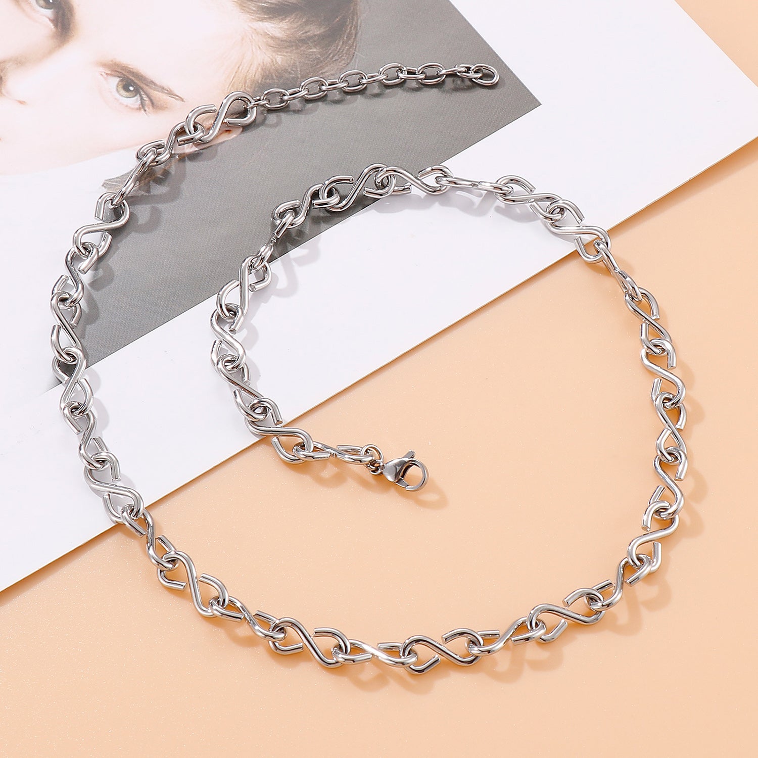 Stainless Steel Chain Necklace with Easy-to-Use Lobster Closure